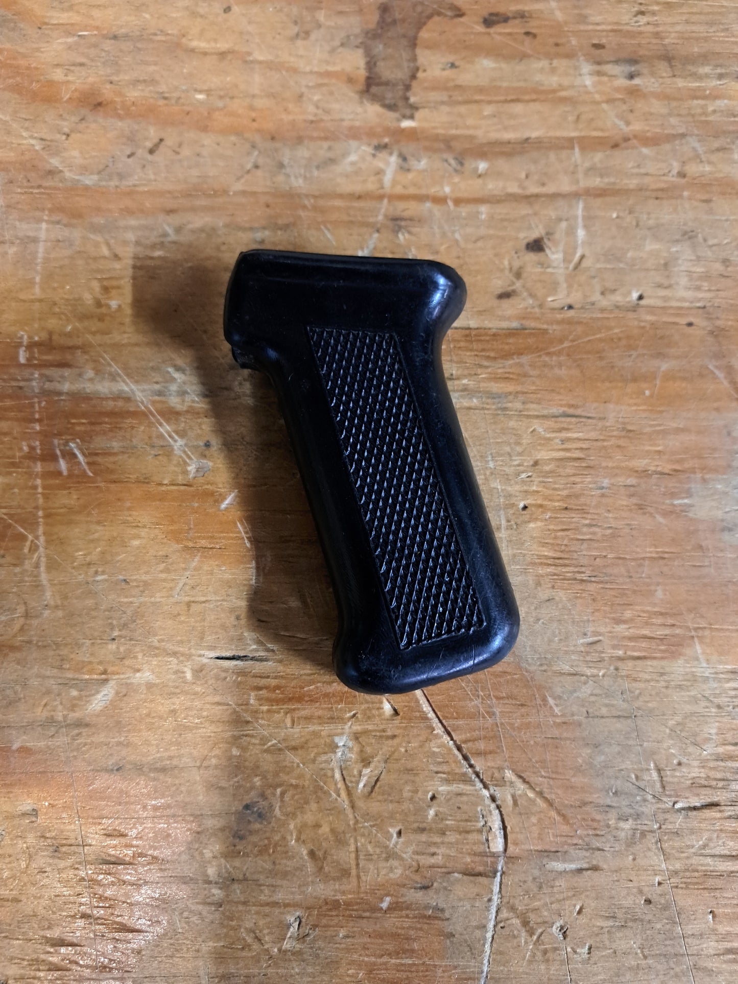 MAADI BLACK PISTOL GRIP